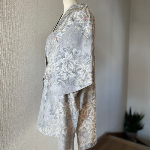 大島紬 白大島紬 作務衣 着物リメイク 現品限り 花ゆり素敵な上衣