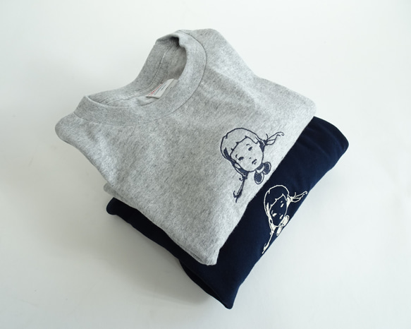 雙色刺繡長袖T卹 <太空女孩> 第1張的照片
