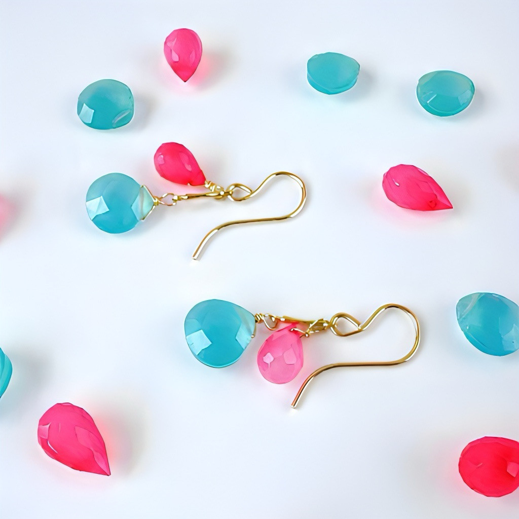 キャンディーカラ－のカルセドニーピアス14KGF(ピンク・ブルー）