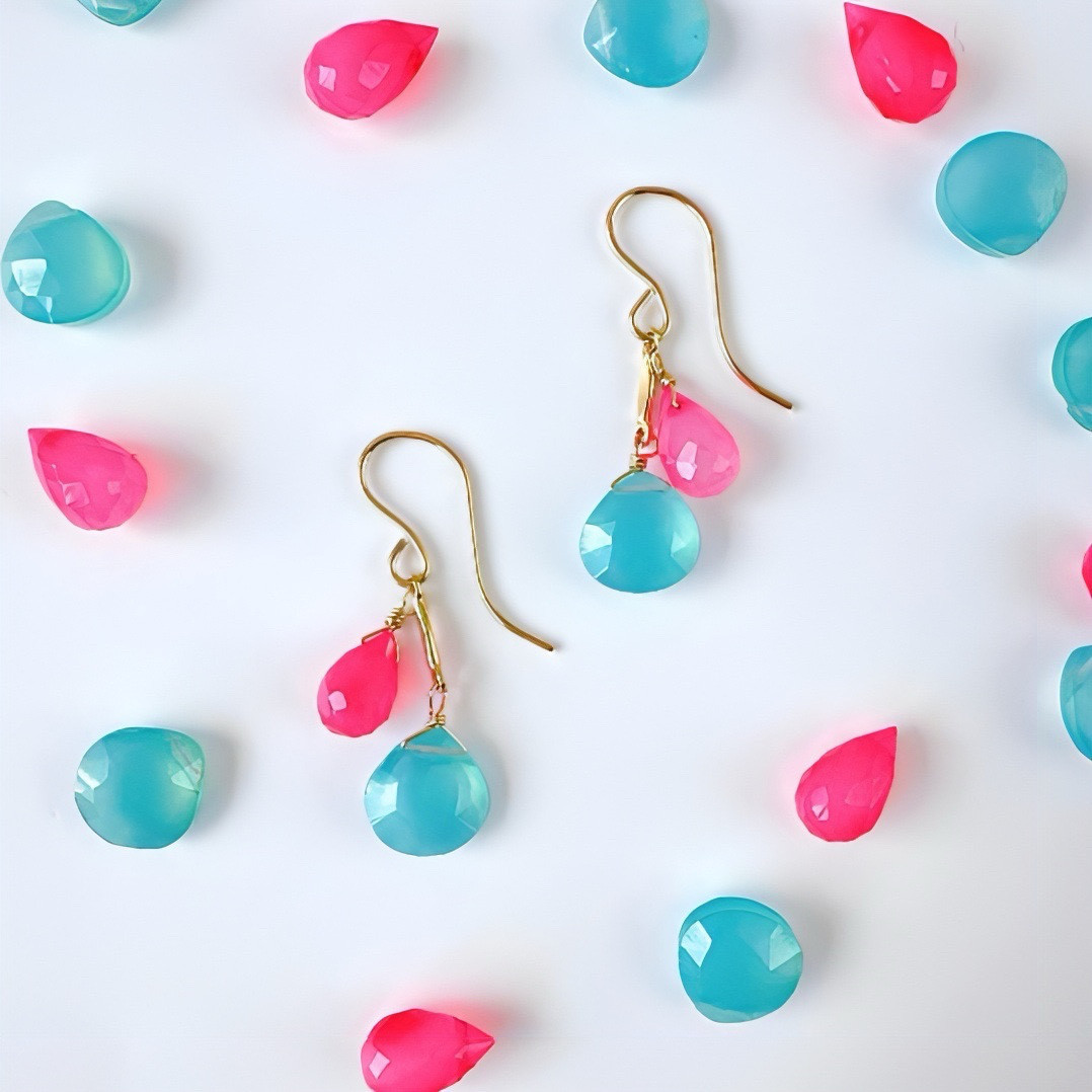 キャンディーカラ－のカルセドニーピアス14KGF(ピンク・ブルー）