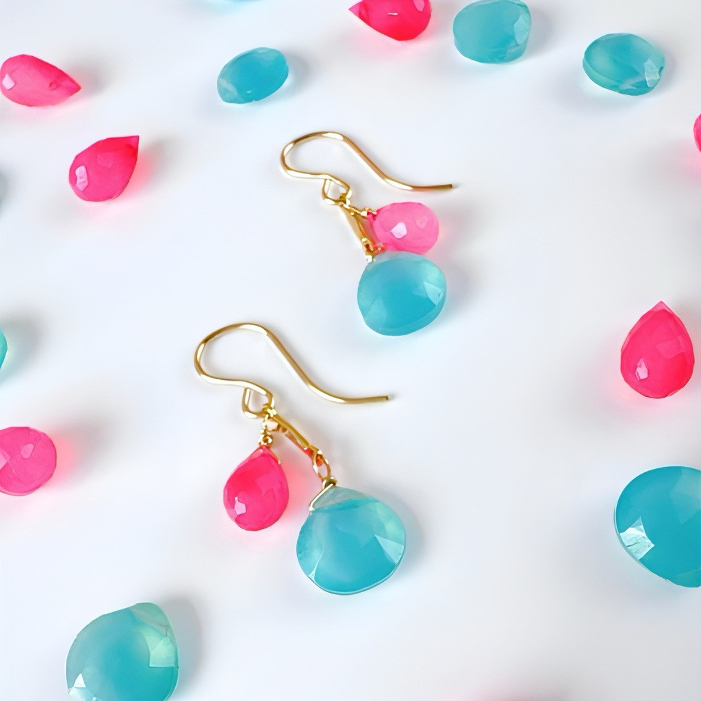 キャンディーカラ－のカルセドニーピアス14KGF(ピンク・ブルー）