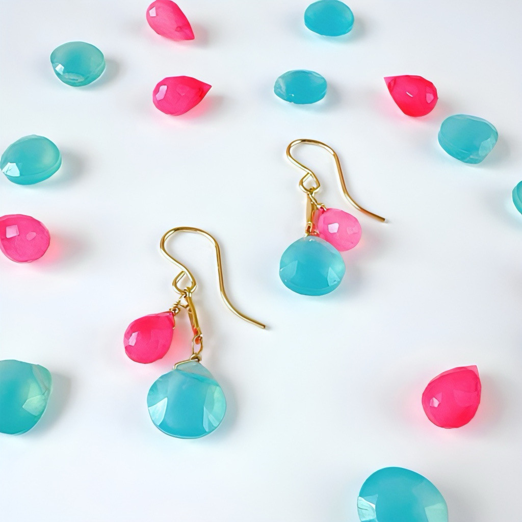 キャンディーカラ－のカルセドニーピアス14KGF(ピンク・ブルー）