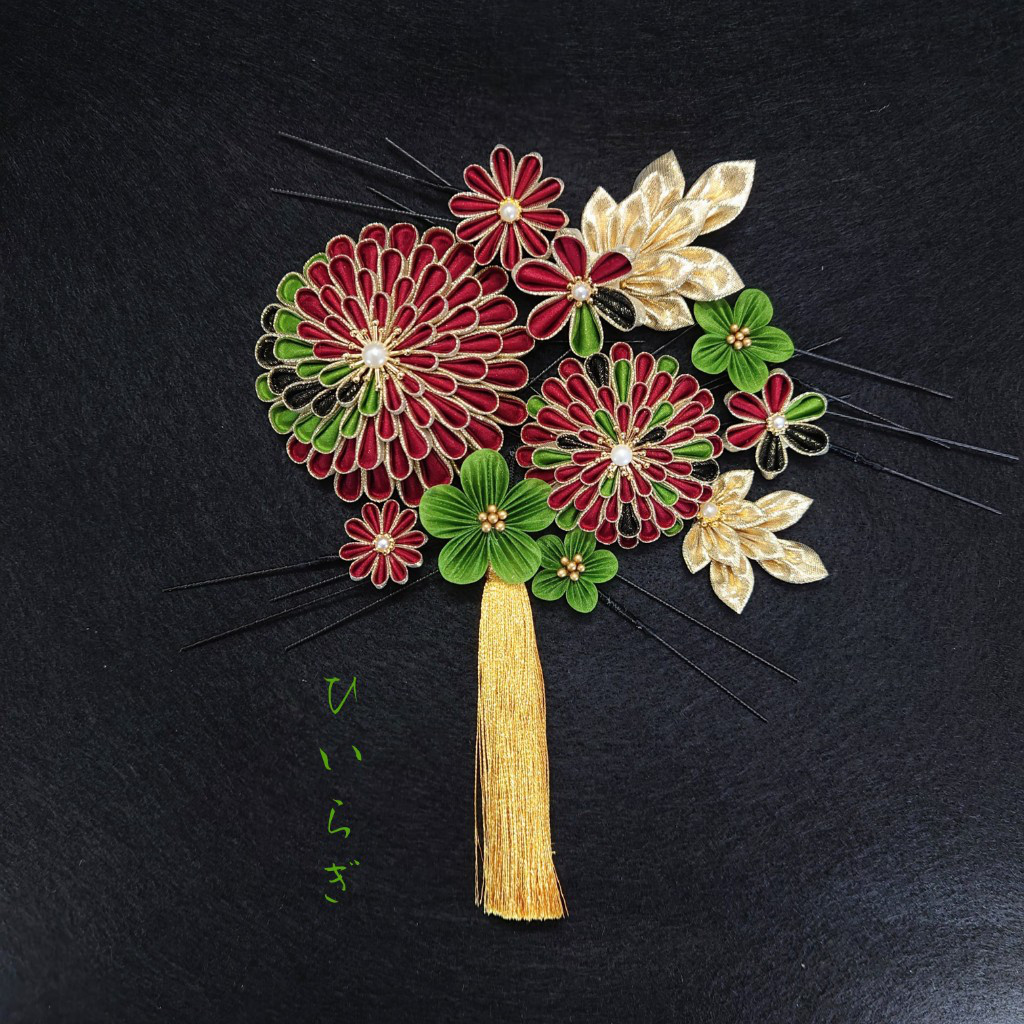 臙脂の簪　つまみ細工