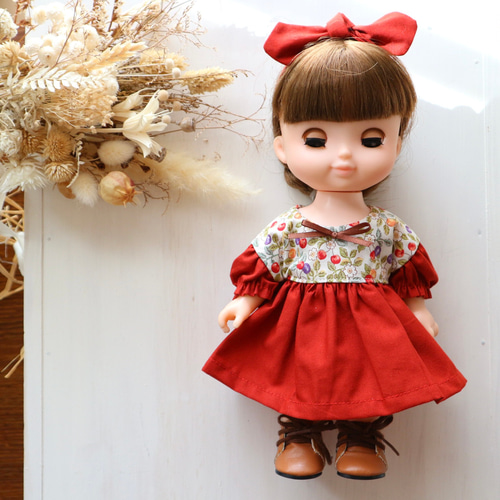 26cmドール服 ぬいぐるみ服 さくらんぼ柄の赤ワンピース ソランちゃん
