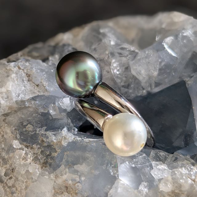 ダイア埋め込み白蝶真珠＆黒蝶真珠リング #12 /SV South Sea Pearls Ring