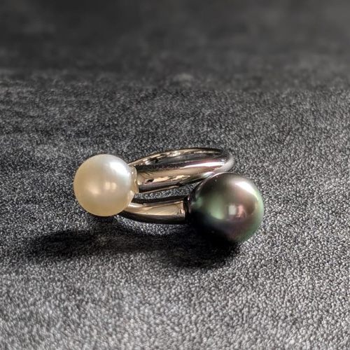ダイア埋め込み白蝶真珠＆黒蝶真珠リング #12 /SV South Sea Pearls