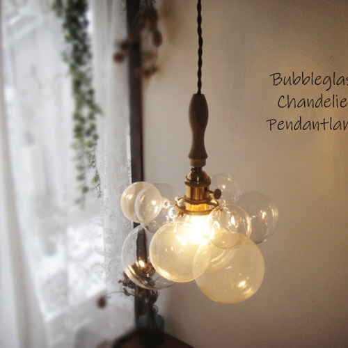 バブルガラスペンダントライトバブルガラスシャンデリアペンダントランプ バブルガラスシャンデリアペンダントライトウォールナットNAシャボン玉