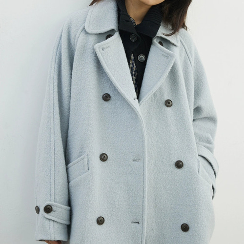 裏地チェックの襟がさりげなくお洒落♪ミドル丈ウールコート ライト