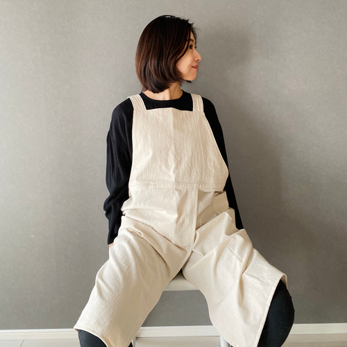 レア　STANDARD コットンエプロン アイボリー レア STANDARD コットンエプロン アイボリー 綿麻タックエプロン