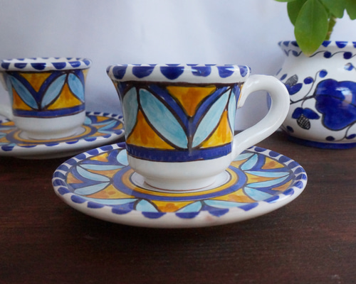 エスプレッソカップ＆ソーサー マヨリカ焼き イタリア陶器