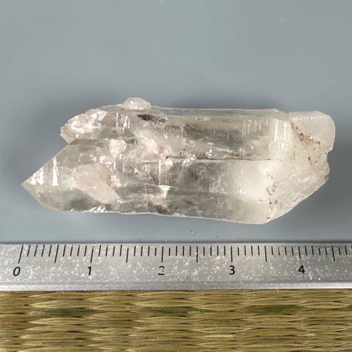 【お値下げしました】天然石 ガネーシュヒマール 水晶 原石 ガネーシュヒマール産 ヒマラヤ水晶 44ミリ 原石ポイント tg888 天然石