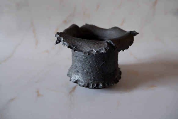 3号窯変黒幽霊鉢793　塊根植物　多肉植物　盆栽　植木鉢　作家鉢　沖縄 1枚目の画像