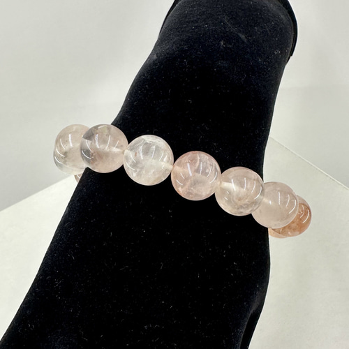 マニカランのブレスレット 楽天市場】マニカラン水晶 AAAランク 薄ピンク 14mm