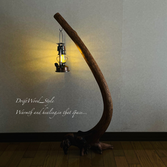 流木インテリア 曲線を描く芸術的な流木スタンド ランタンやエアプラントを飾れる置物 北欧 照明 木材 N69 11枚目の画像