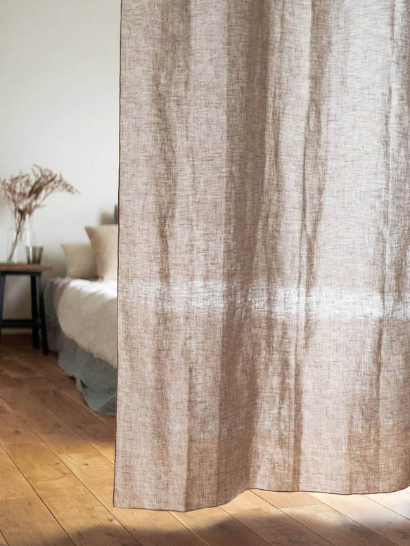 薄くて透けにくいリネンのクリップ留めカーテン（Lサイズ　130×230cm）　目隠し　間仕切　のれん 5枚目の画像