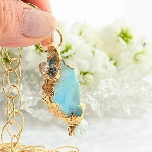 ラリマー原石とサンストーンとバロックパールのネックレス ネックレス