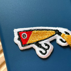 送料無料＊選べる ルアー ポッパー 刺繍 シール ワッペン ステッカー 魚 かわいい 動物 釣り好き 父の日 スマホ 海 2枚目の画像