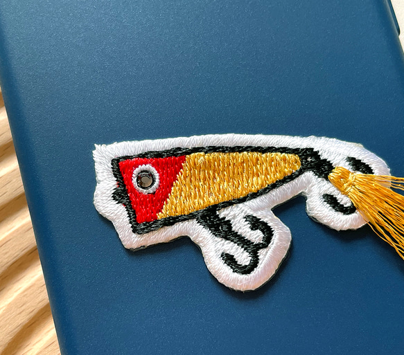 送料無料＊選べる ルアー ポッパー 刺繍 シール ワッペン ステッカー 魚 かわいい 動物 釣り好き 父の日 スマホ 海 2枚目の画像