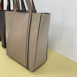 高級合皮 ミニポシェット付き 2Wayスエード切替 コンビ 縦型トートベージュ 8枚目の画像