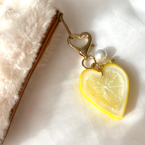 ハートレモンのカラビナ♡ キーホルダー 1個 食品サンプル フルーツ