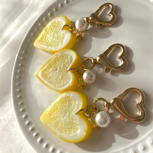 ハートレモンのカラビナ♡ キーホルダー 1個 食品サンプル フルーツ