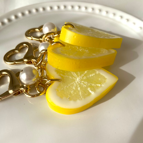 ハートレモンのカラビナ♡ キーホルダー 1個 食品サンプル フルーツ