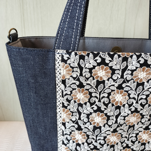 ブラックWデニム♡刺繍のリボンバッグ♡ストーン付き デニムバッグ インド刺繍リボンがお洒落 きちんと感のある布