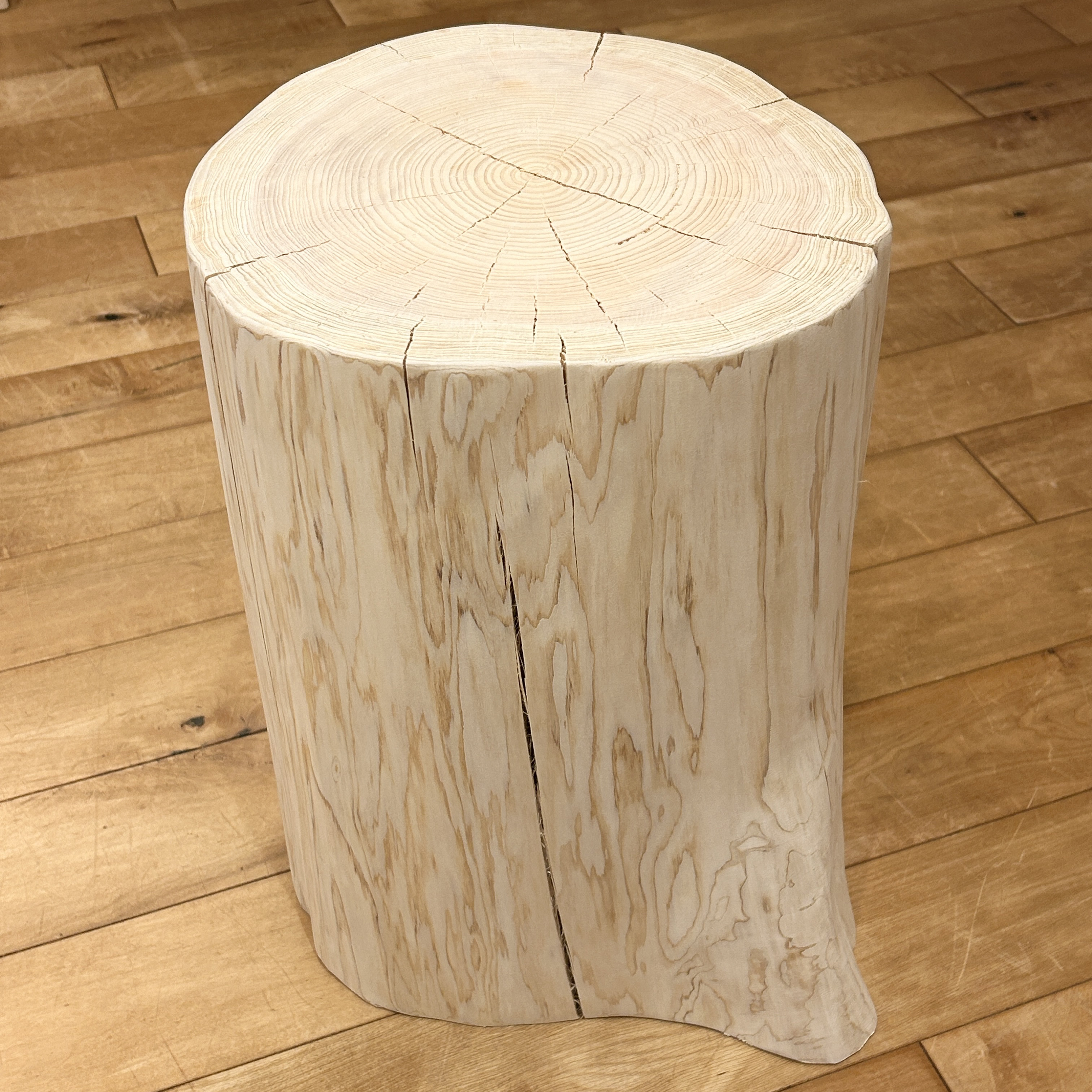 Hinoki  Wood  Stool  No.1032