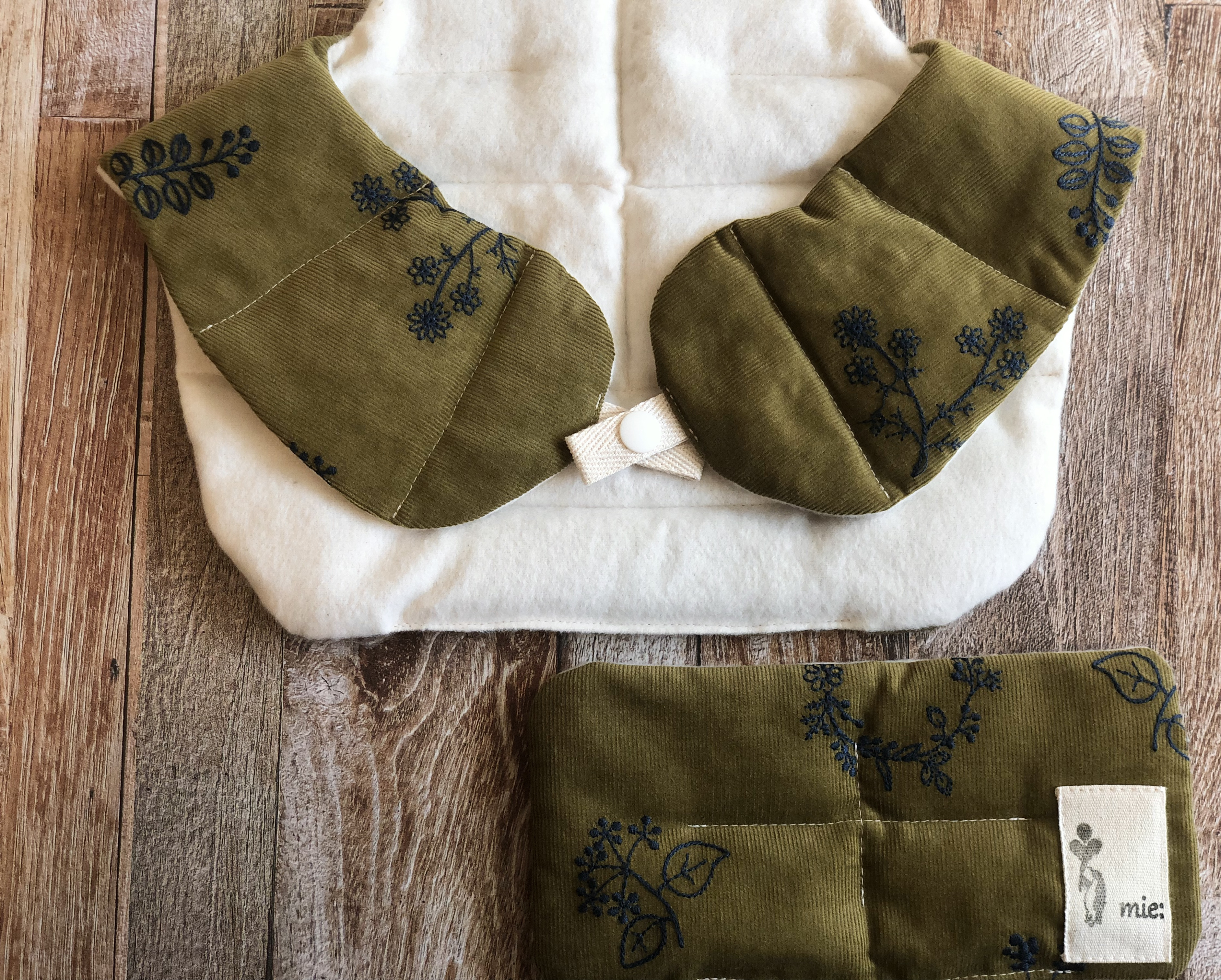 ★送料無料★整体師が作ったこだわりの小豆カイロSET（コーデュロイ・刺繍）