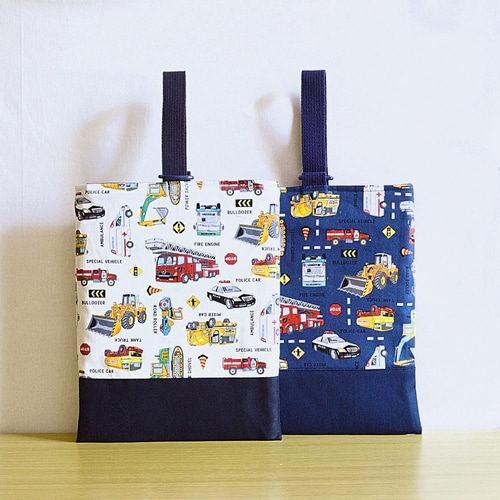 手作り☆働く車&新幹線のパッチワークの持ち手付き巾着袋 手作り☆働く車&新幹線のパッチワークの持ち手付き巾着袋 パッチワーク