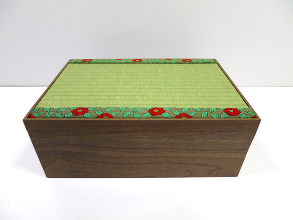 椿の花柄！畳収納飾り台ボックス 1枚目の画像