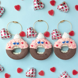 チョコクランチアイスさんキーホルダー(ストロベリー) ブローチ