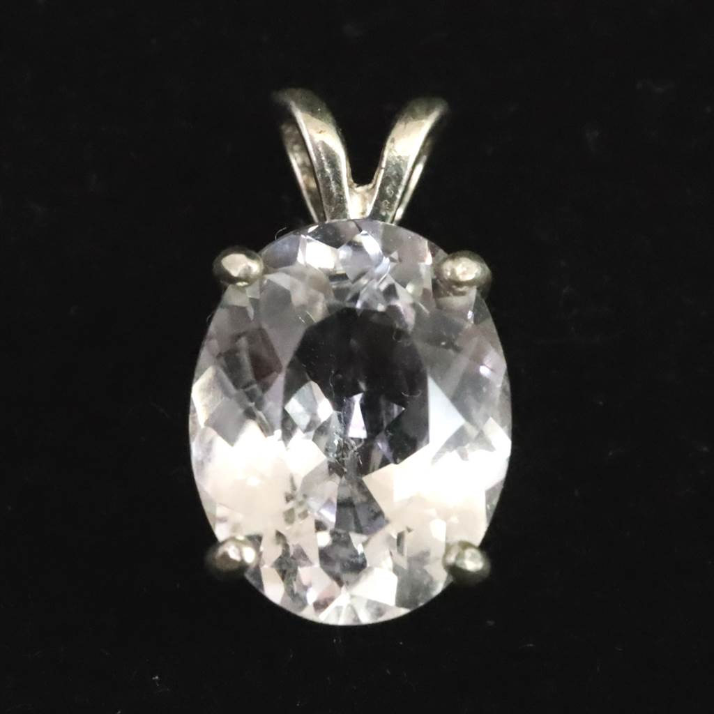 H&E社 フェナカイト  10.3mmオーバルカット ペンダント  1.12g #92403