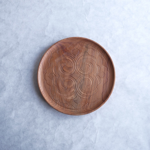 伝統的工芸品 二風谷イタ 24cm丸 【平村太幹 作】 彫刻 katak 通販