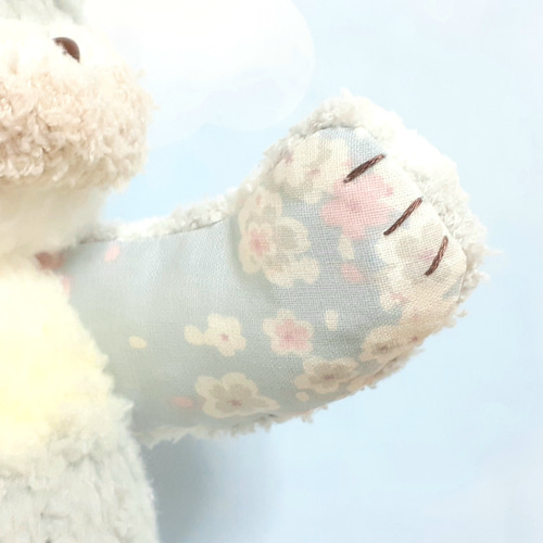 にんじんを抱いたもこもこうさぎ□靴下ぬいぐるみ/ソックドール