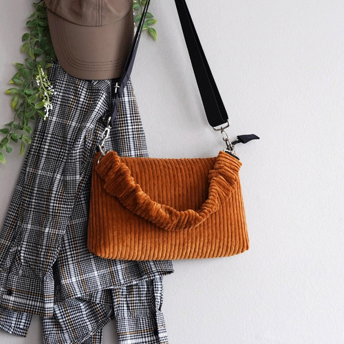 コンパクト2way 斜めがけ ミニショルダーバッグ キャメルの