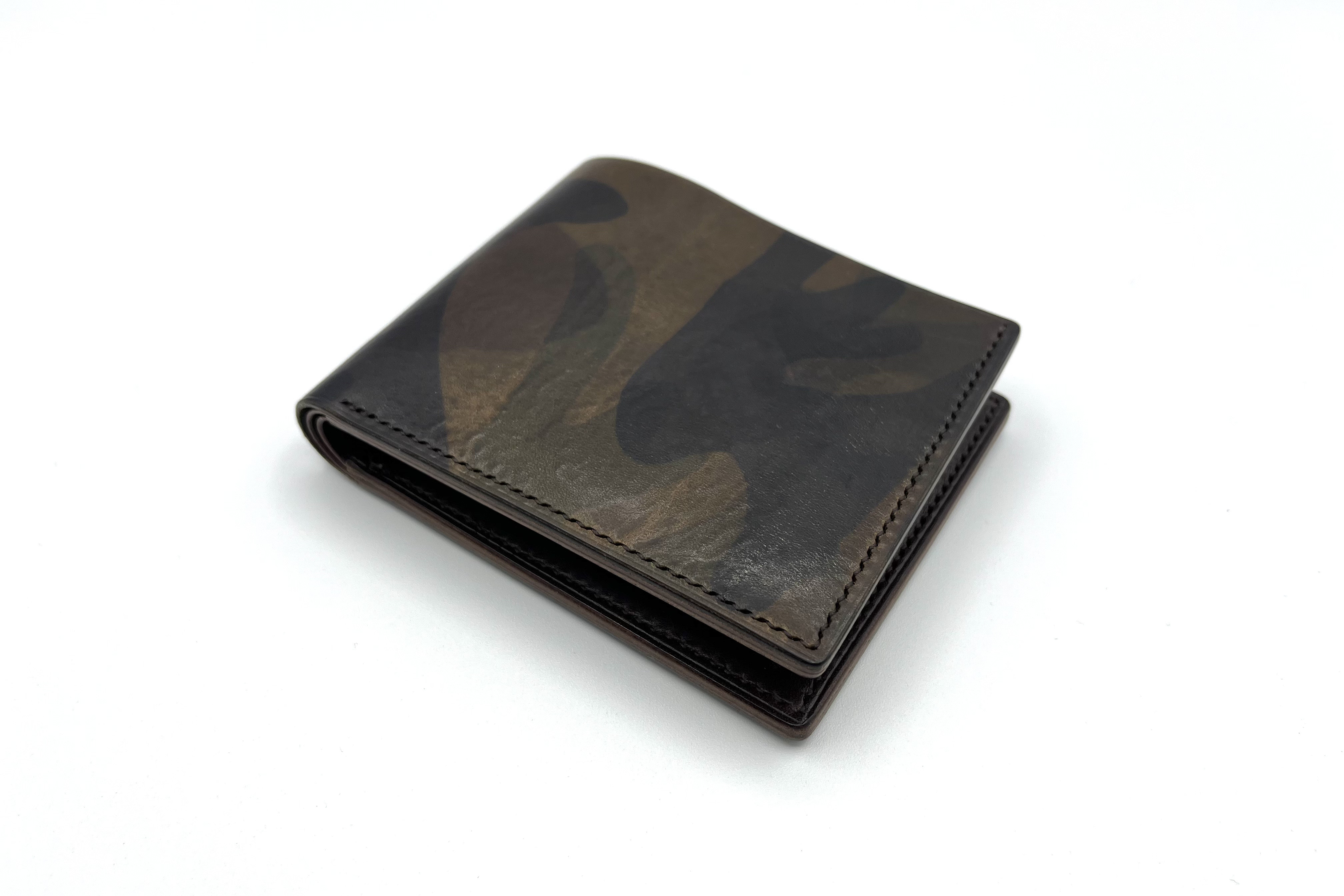 在庫処分30%OFF【¥27,500→¥19,250】ボックスコインケースとスリットカードポケットの二つ折り財布
