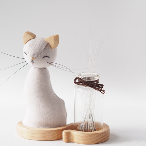 おひげがさせる、ぬいぐるみ。猫からの贈り物 抜けたおひげを