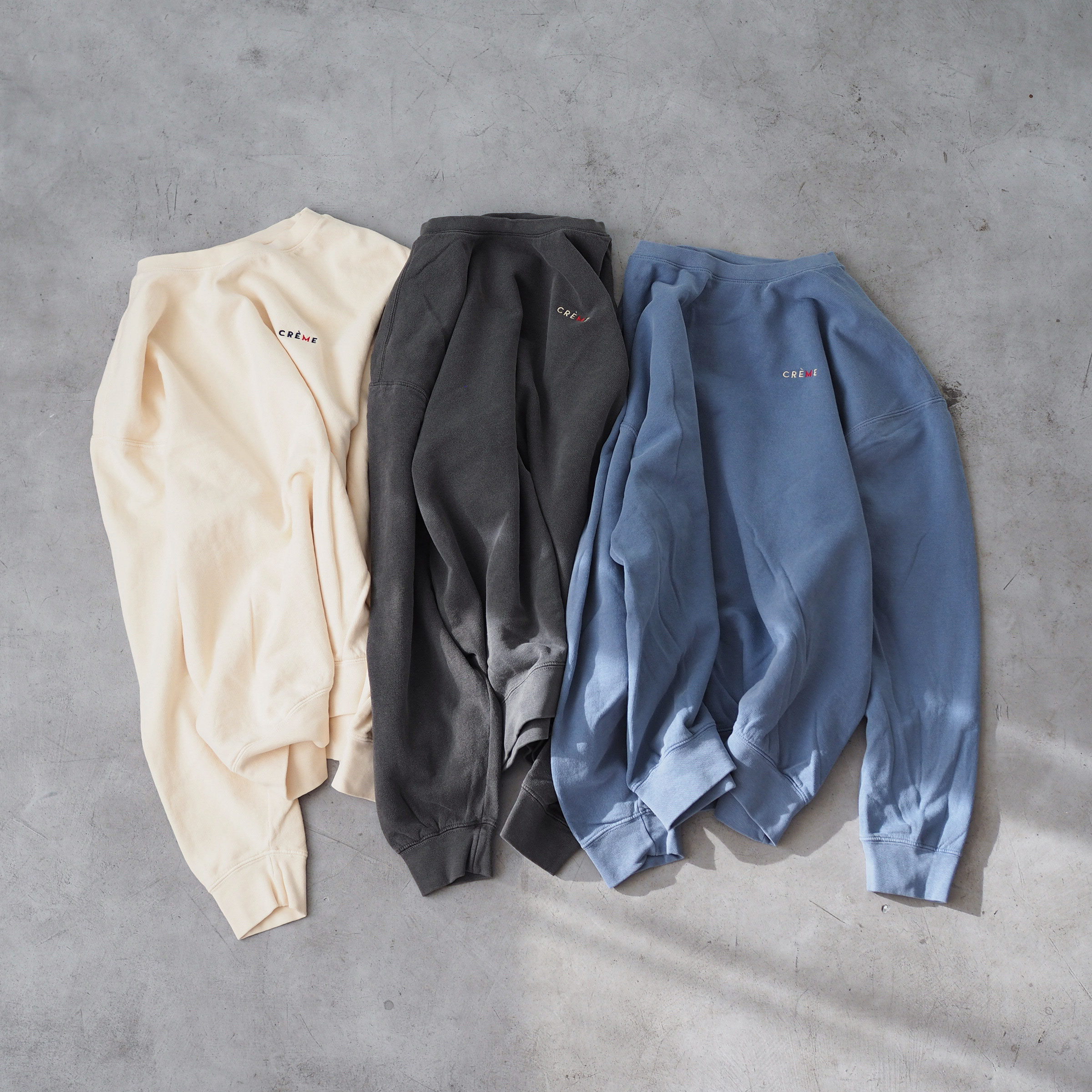 くすみカラースウェット CREME