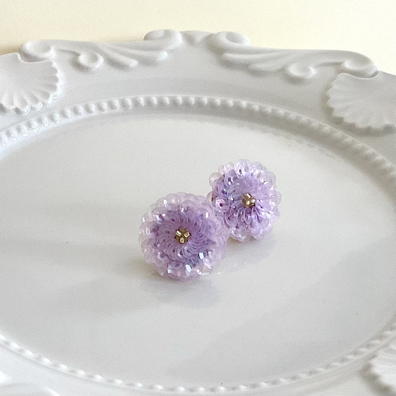 ダリアの耳飾り(クリアオーロララベンダー)