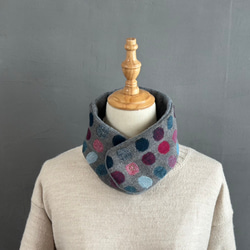クリスマス特価●まるでカイロ●24時間つけたいネックウォーマーマフラー　カラフルドット　お子様から女性ボタンワンタッチ 9枚目の画像