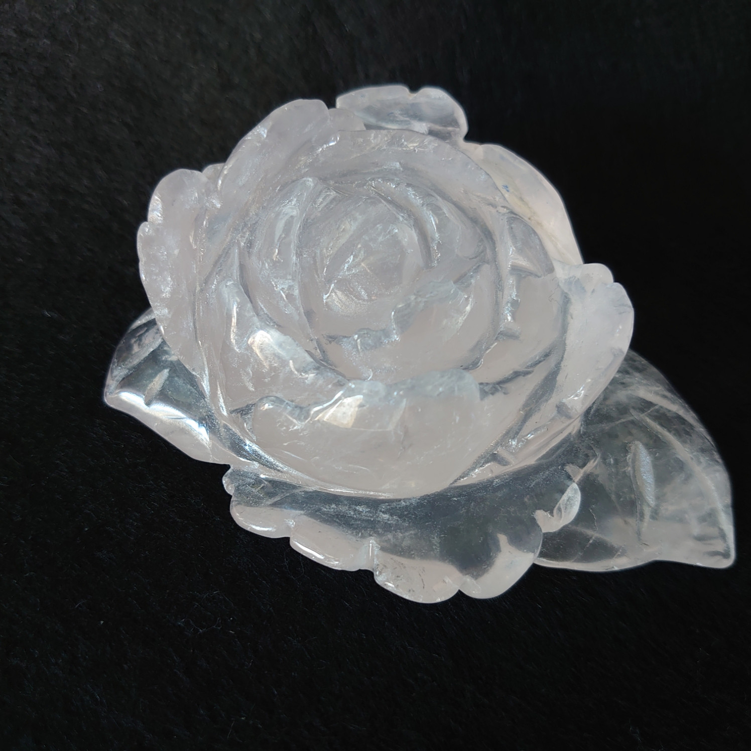 ローズクォーツ薔薇　玄関　リビング　寝室に　素敵な逸品 ローズクォーツ薔薇 玄関 リビング 寝室に 素敵な逸品