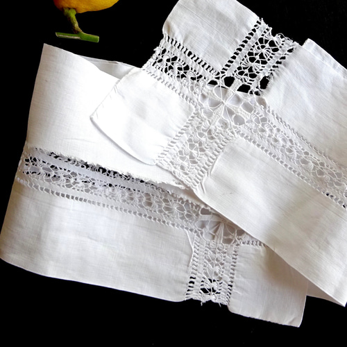 フランス レース 創作品 素材 刺繍 ボビン はぎれ 綿レース 装身具 