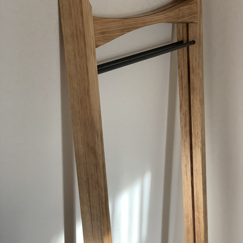 無垢ひのき材】木とアイアンのスタイルハンガーラック ミッド