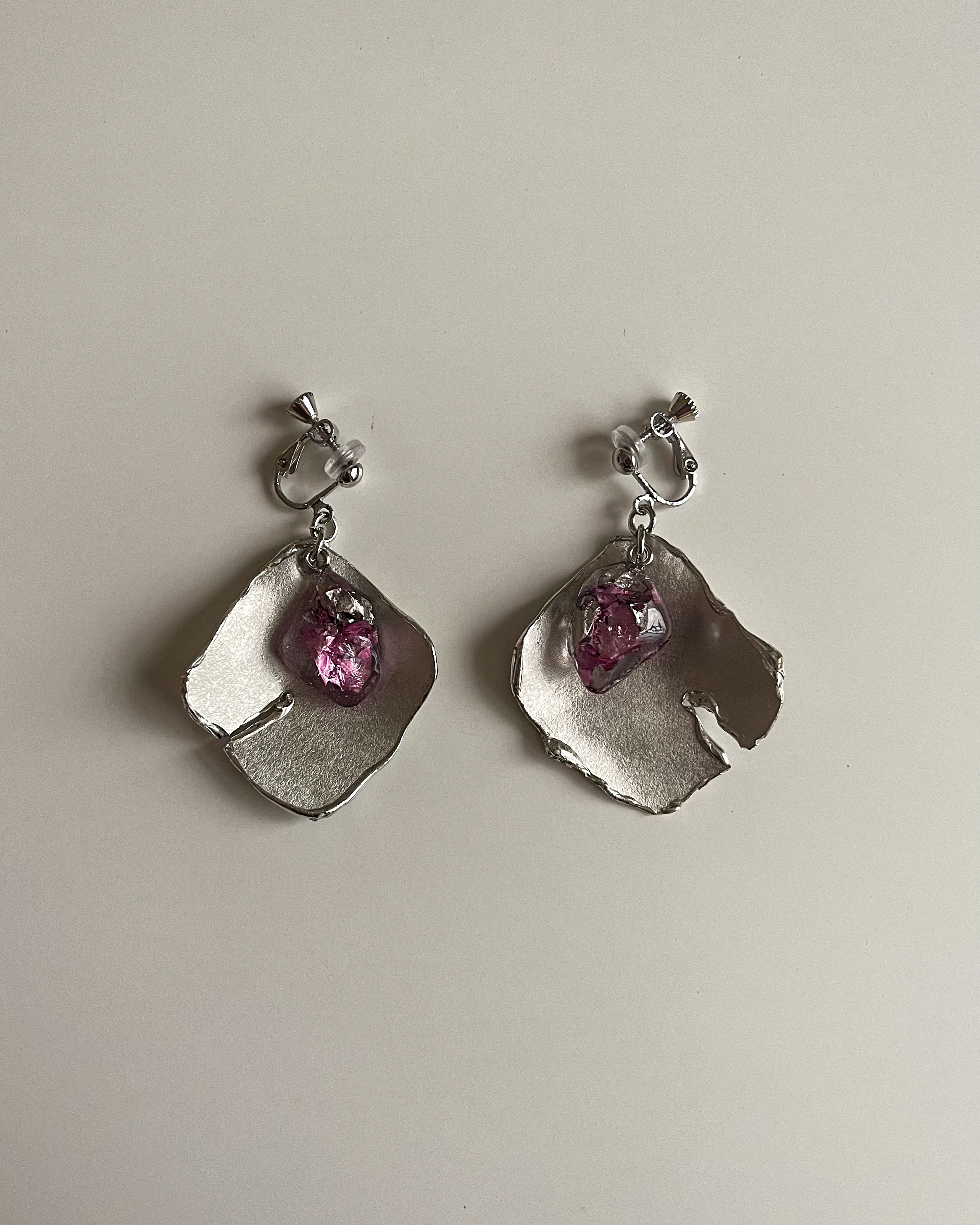 suzu leaf earring【pink×silver】