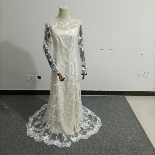 可愛い キャミソール+オーバードレス スレンダーライン ウエディングドレス 長袖 贅沢な総レース 結婚式