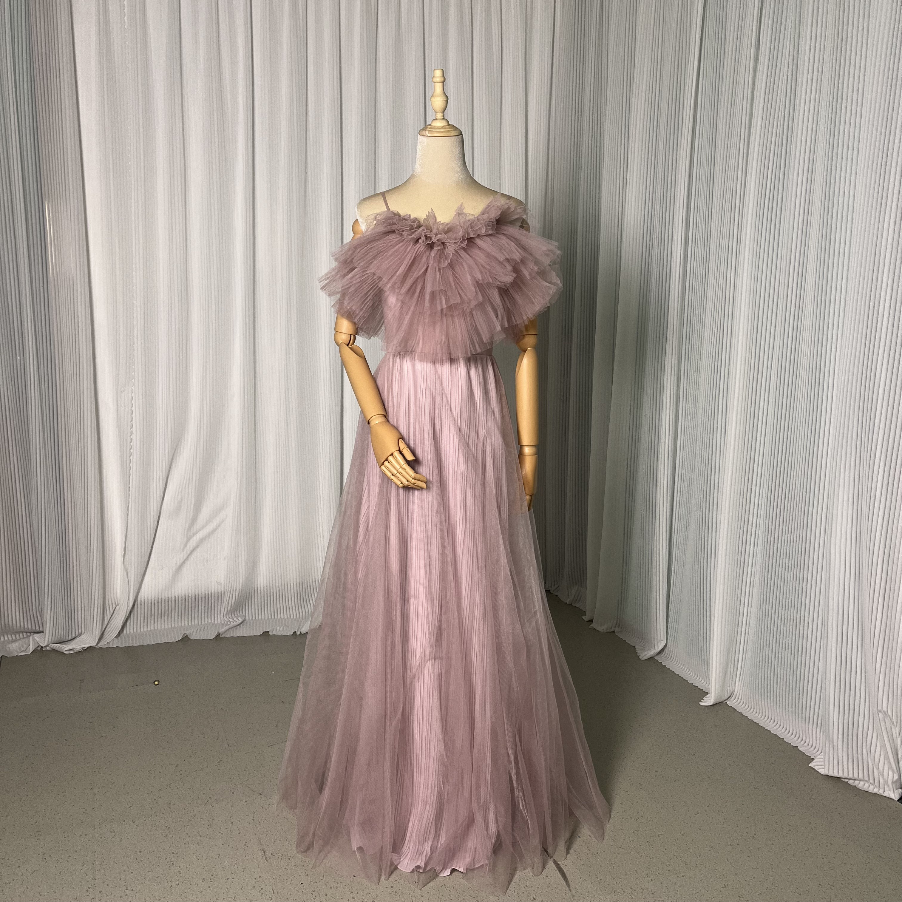 送料無料！カラードレス ピンク紫　キャミソール　ファスナー 可愛い ソフトチュール 結婚式 前撮り