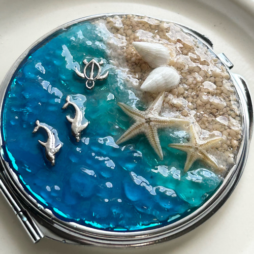 コンパクトミラー 海 シルバー 海レジン 貝がら 星の砂 イルカ 亀