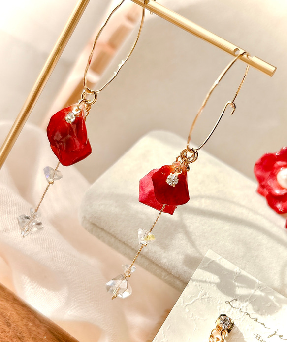 薔薇ピアス∗*゜/プリザーブドフラワー 薔薇ピアス∗*゜/プリザーブドフラワー