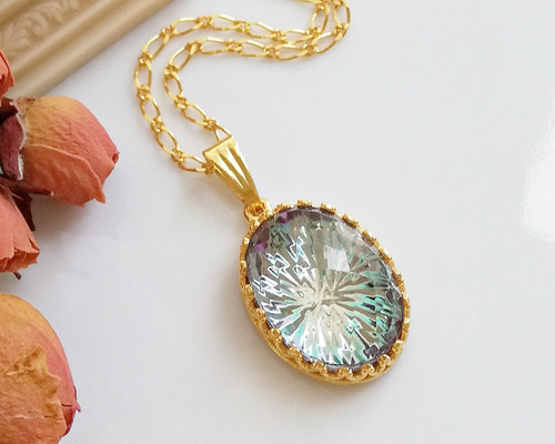 ヴィンテージガラス ヴィトレイルライト オーバル ネックレス